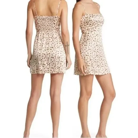 NEW Reformation Kosta Marion Dress Silk Smocked Floral Bud Ivory Size 8 - Picture 3 of 7